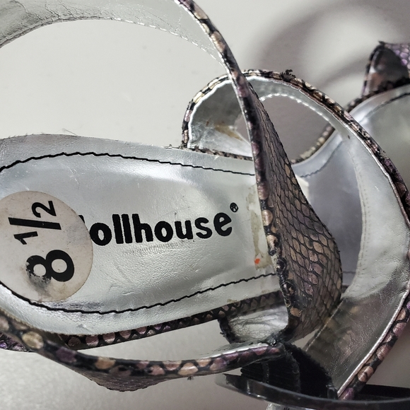 Doll House heels size 8 1/2 animal print - Picture 3 of 8